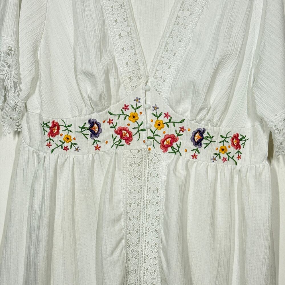 SHEIN Duster Maxi Dress Womens Size XXL White Floral Embroidered Boho Cover Up - Picture 6 of 12